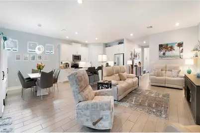 14534 Kelson Cir, Naples, FL 34114 - Photo 7