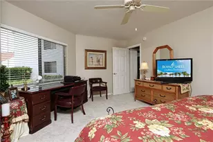 661 Windsurf Ln, Naples, FL 34108 - Photo 11