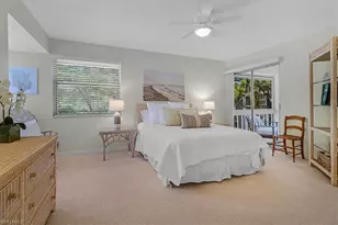 660 Wiggins Bay Dr, Naples, FL 34110 - Photo 15