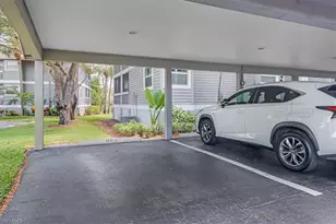 660 Wiggins Bay Dr, Naples, FL 34110 - Photo 25