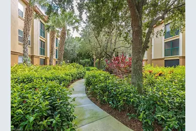 8930 Colonnades Ct E #627, Bonita Springs, FL 34135 - Photo 5