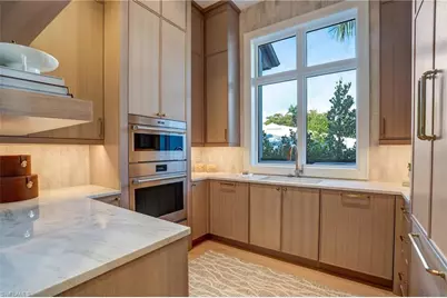 436 Putter Point Ct, Naples, FL 34103 - Photo 13