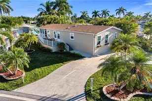 1113 Diamond Lake Cir, Naples, FL 34114 - Photo 39