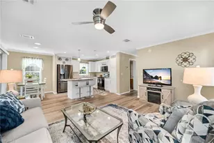 1113 Diamond Lake Cir, Naples, FL 34114 - Photo 5