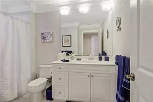 450 Bayfront Pl, Naples, FL 34102 - Photo 23