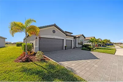 11143 Canopy Loop, Fort Myers, FL 33913 - Photo 3