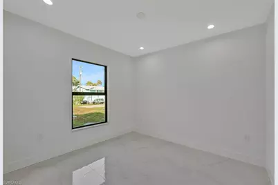 125/127 Holland St, North Fort Myers, FL 33917 - Photo 17