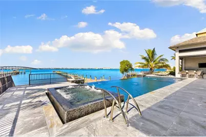 12484 Riverside Dr, Fort Myers, FL 33919 - Photo 5