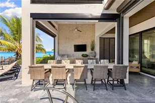 12484 Riverside Dr, Fort Myers, FL 33919 - Photo 9