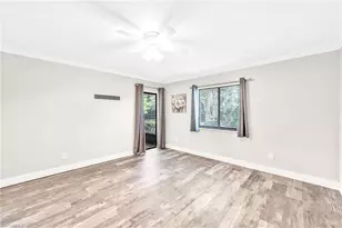 219 Fox Glen Dr, Naples, FL 34104 - Photo 13