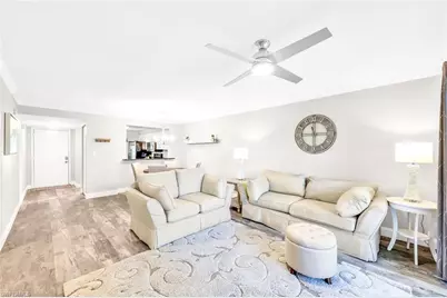 219 Fox Glen Dr #1105, Naples, FL 34104 - Photo 5