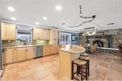 5248 Coral Wood Dr, Naples, FL 34119 - Photo 7