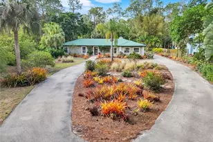 5248 Coral Wood Dr, Naples, FL 34119 - Photo 37
