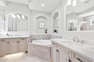 7864 Valencia Ct, Naples, FL 34113 - Photo 19