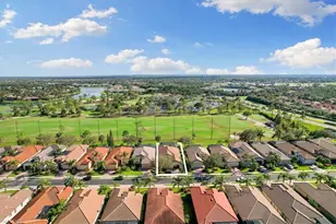 7864 Valencia Ct, Naples, FL 34113 - Photo 25