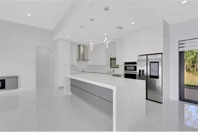 3813 16th Ave NE, Naples, FL 34120 - Photo 9