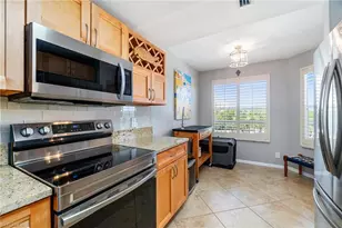 340 Horse Creek Dr, Naples, FL 34110 - Photo 7