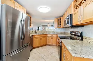 340 Horse Creek Dr, Naples, FL 34110 - Photo 5