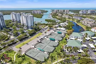 340 Horse Creek Dr, Naples, FL 34110 - Photo 19