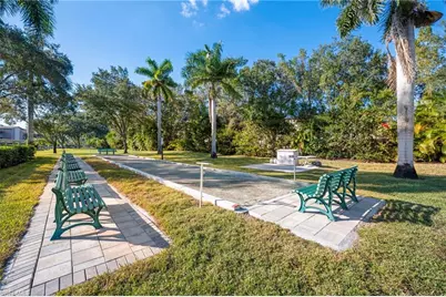 7320 Glenmoor Ln #2203, Naples, FL 34104 - Photo 17