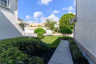 360 Stella Maris Dr N, Naples, FL 34114 - Photo 5