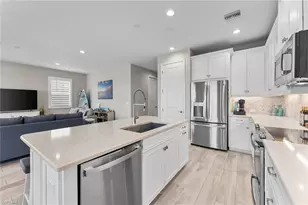 2609 Seychelles Cir, Naples, FL 34112 - Photo 11