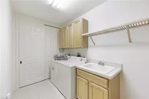 6009 Trophy Dr, Naples, FL 34110 - Photo 17