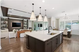 11648 Periwinkle Dr, Naples, FL 34120 - Photo 7