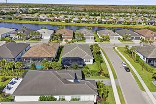 11648 Periwinkle Dr, Naples, FL 34120 - Photo 41