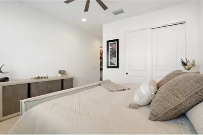 11648 Periwinkle Dr, Naples, FL 34120 - Photo 21