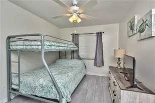 7360 Glenmoor Ln, Naples, FL 34104 - Photo 15