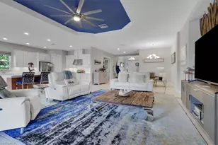 3221 Quilcene Ln, Naples, FL 34114 - Photo 7