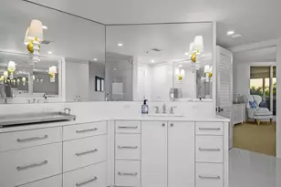 4021 Gulf Shore Blvd N, Naples, FL 34103 - Photo 23