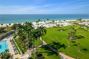 4021 Gulf Shore Blvd N, Naples, FL 34103 - Photo 49