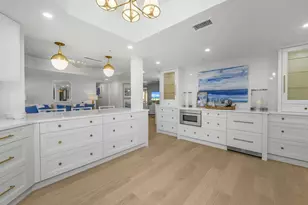 4021 Gulf Shore Blvd N, Naples, FL 34103 - Photo 15