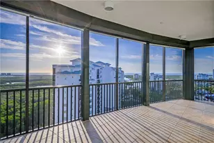 455 Cove Tower Dr, Naples, FL 34110 - Photo 25