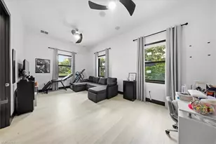 28033 Oak Ln, Bonita Springs, FL 34135 - Photo 23