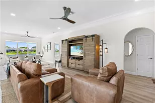 2640 White Cedar Ln, Naples, FL 34109 - Photo 9