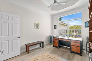 2640 White Cedar Ln, Naples, FL 34109 - Photo 19