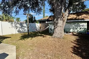 27673 Los Amigos Ln, Bonita Springs, FL 34135 - Photo 25