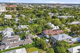 245 5th St N, Naples, FL 34102 - Photo 9