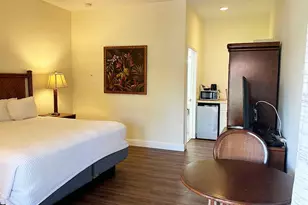 25000 Tamiami Trl E, Naples, FL 34114 - Photo 13