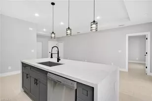 1047 Kirkwood St, Lehigh Acres, FL 33974 - Photo 5