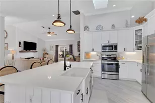 1151 Jardin Dr, Naples, FL 34104 - Photo 3