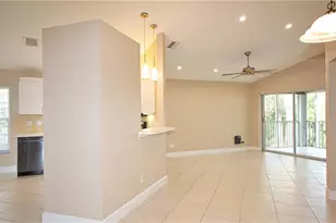 3765 Fieldstone Blvd, Naples, FL 34109 - Photo 7