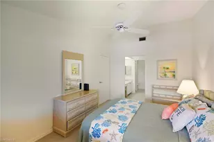 7360 Glenmoor Ln, Naples, FL 34104 - Photo 17