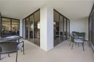 11 Bluebill Ave, Naples, FL 34108 - Photo 25