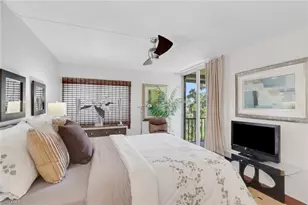 1084 Forest Lakes Dr, Naples, FL 34105 - Photo 15