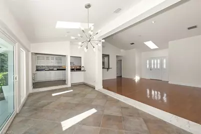 2252 Royal Ln, Naples, FL 34112 - Photo 5