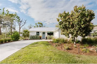 167 1st St, Bonita Springs, FL 34134 - Photo 27